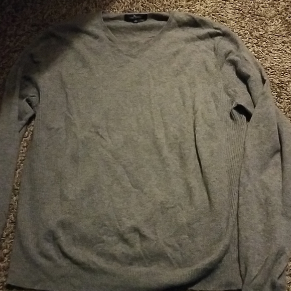 Mens super soft v neck Marc Anthony sweater - Picture 1 of 4